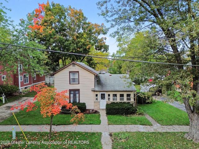 House for sale in St. Johns, Clinton County