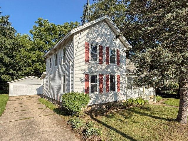House for sale in Dowagiac, Michigan