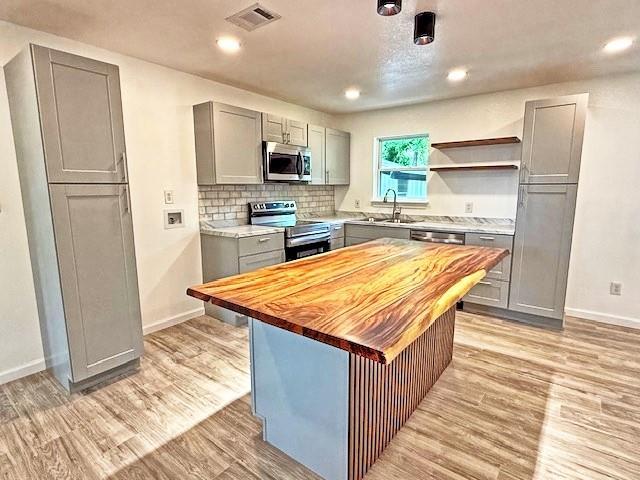 House for sale in Saint Jo, Texas