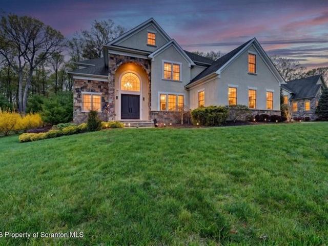 House for sale in Chinchilla, Pennsylvania