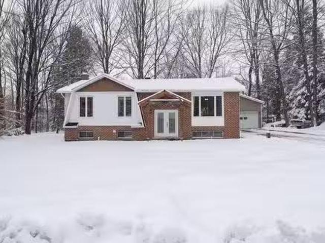 House for sale in La Haute-yamaska, Quebec