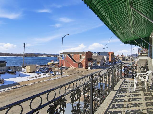 Commercial for sale in Alma, Wisconsin