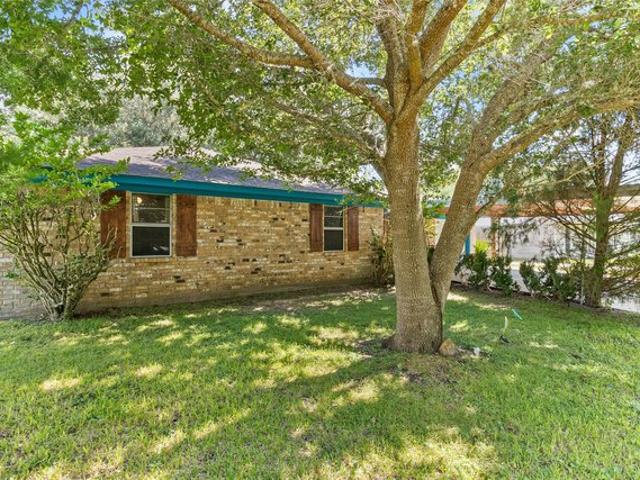 House for sale in West Columbia, Texas