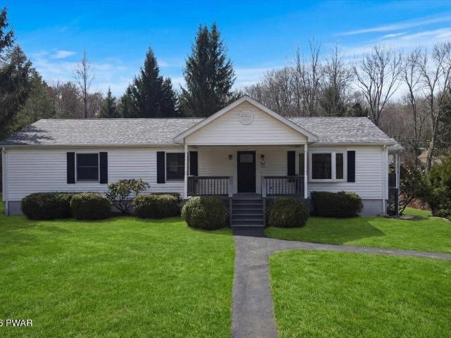 House for sale in South Sterling, Pennsylvania