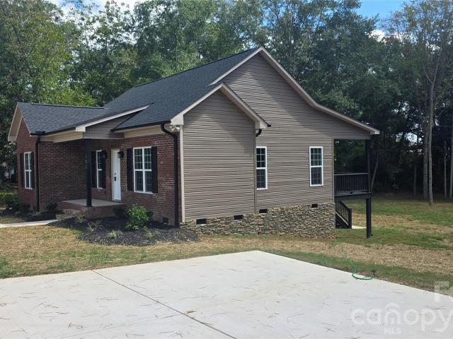 House for sale in Nitrolee, Great Falls