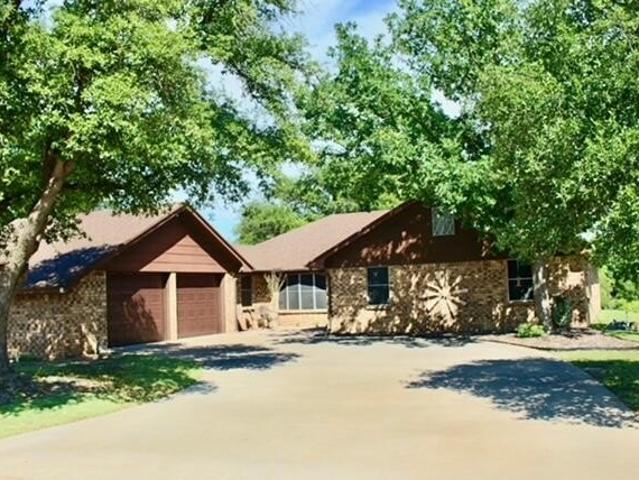 House for sale in Ballinger, Texas