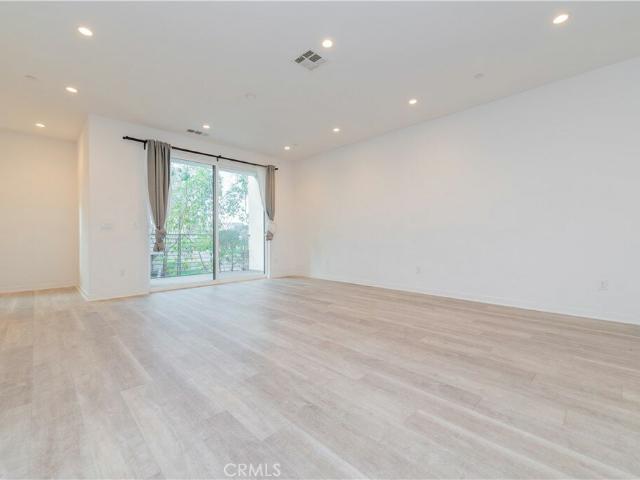 Townhouse for rent in Irvine, Irvine Business Complex