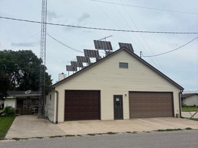 Townhouse for sale in West Bend, Iowa