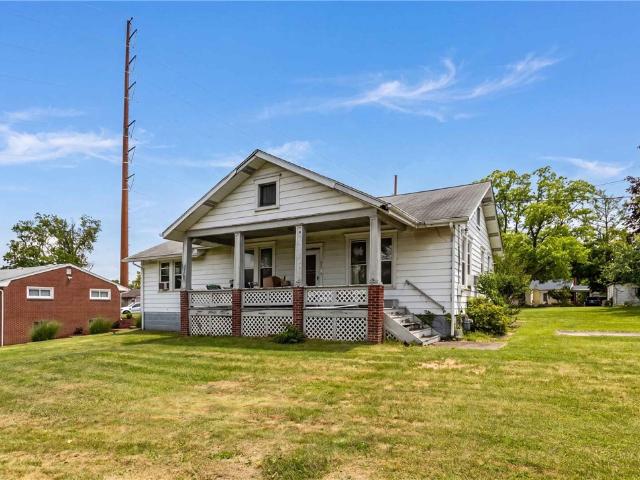 House for sale in Moon, Pennsylvania