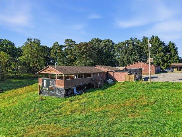 House for sale in Butler, Butler County