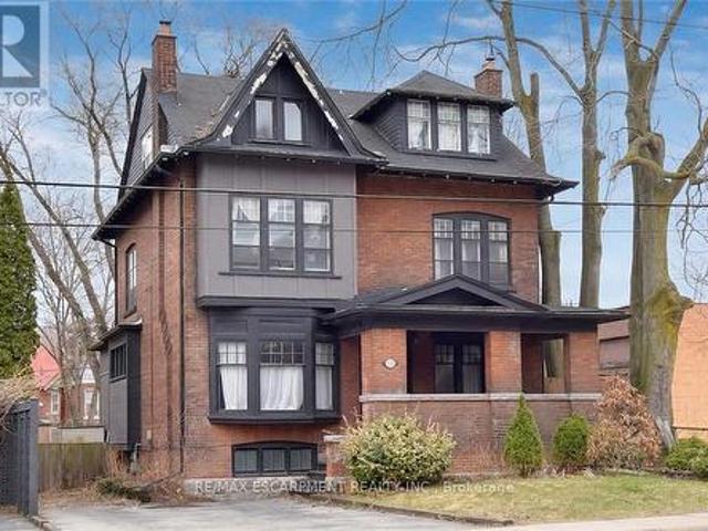 House for sale in Ancaster, Ontario