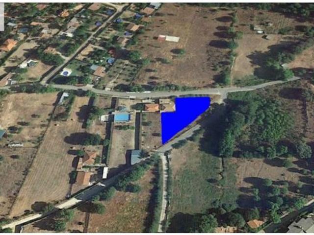 Local Comercial en venta en Navaluenga, Castilla y León