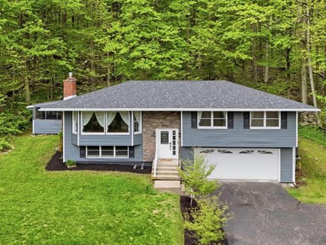 House for sale in Moscow, Pennsylvania