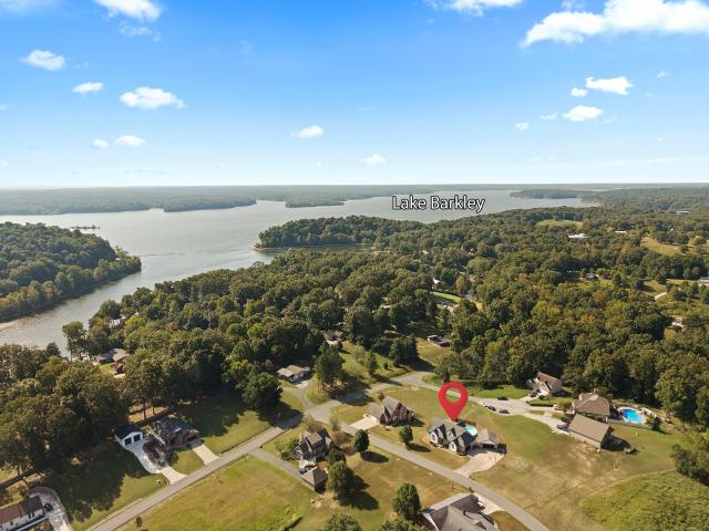 House for sale in Kuttawa, Kentucky