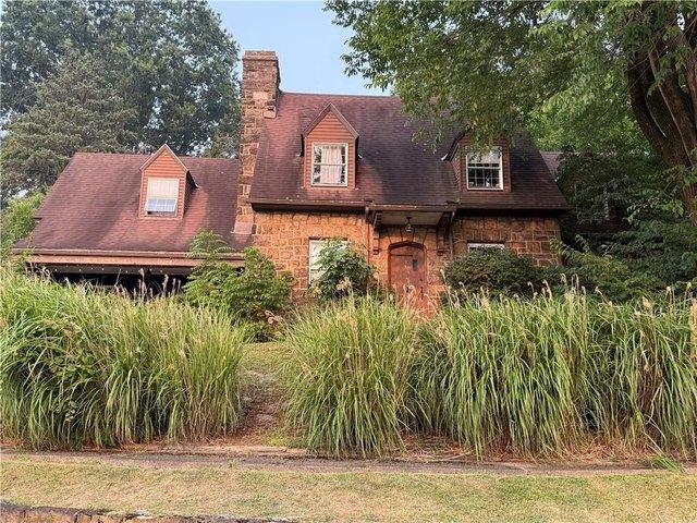 House for sale in Uniontown, Pennsylvania