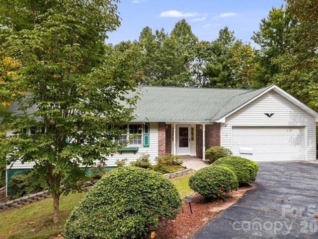 House for sale in Flat Rock, Henderson County