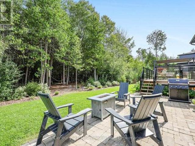 House for sale in Georgian Bluffs, Southwestern Ontario