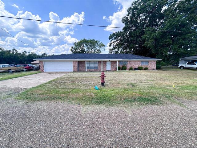 House for sale in Hooks, Texas
