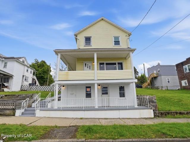 House for sale in Nanticoke, Pennsylvania
