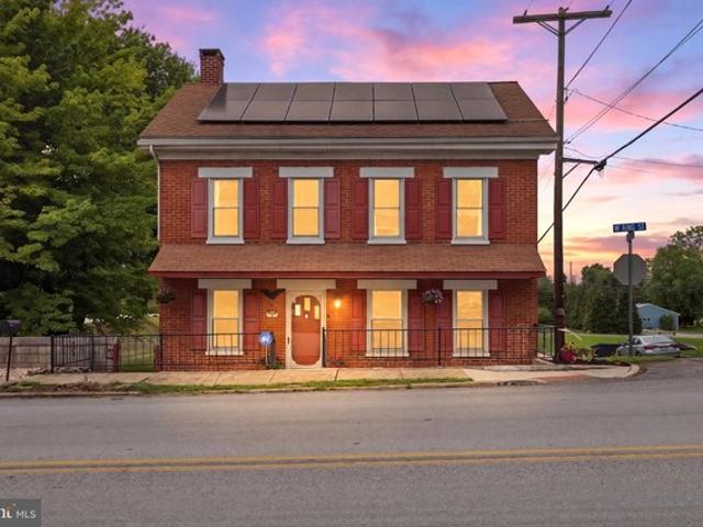 House for sale in Abbottstown, Pennsylvania