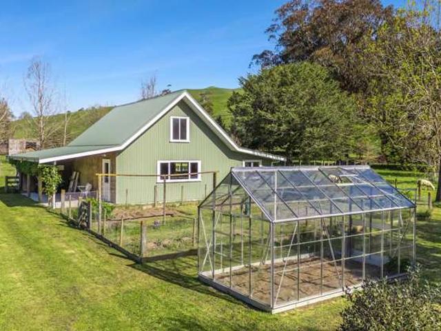 Property for sale in Cable Bay, Nelson Bays