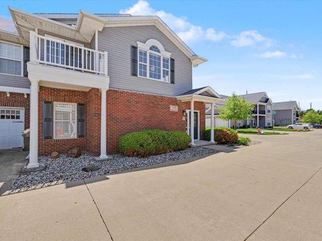 Condo for sale in Savoy, Illinois