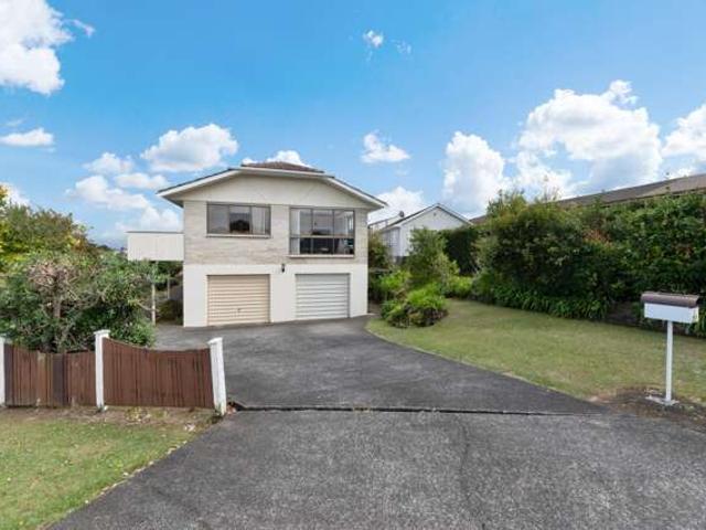 House for sale in Hillsborough