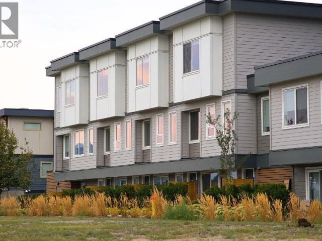 Townhouse for sale in Winfield, British Columbia