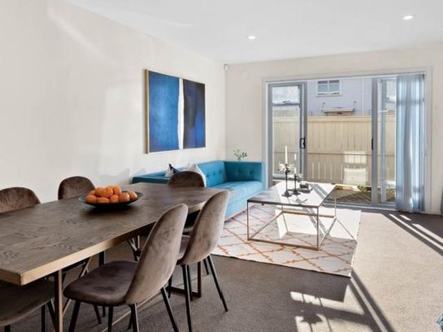 Apartment for rent in Te Papapa, Maungakiekie-Tāmaki