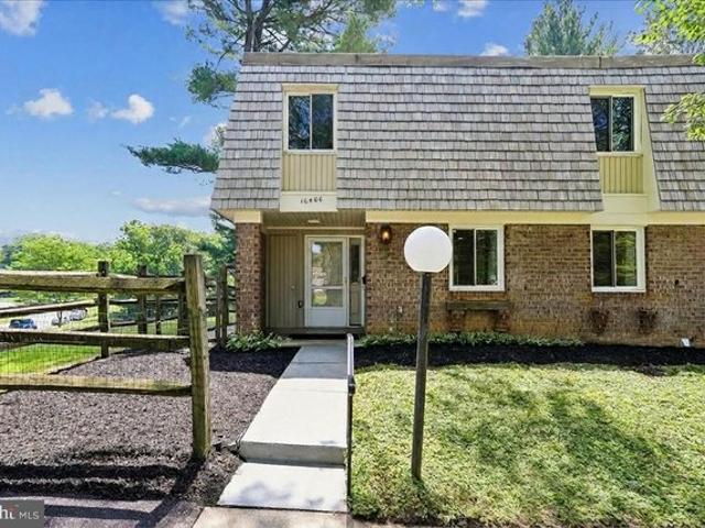 Townhouse for sale in Gaithersburg, Maryland