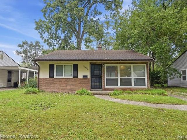 House for sale in Oak Park, Michigan