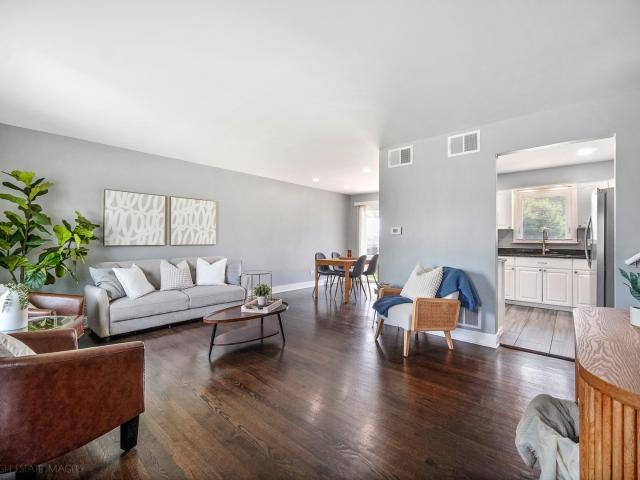 House for sale in Chicago Ridge, Illinois