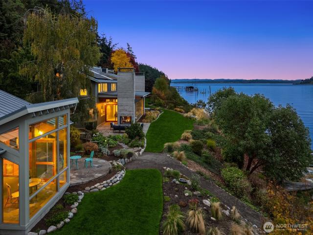 House for sale in Bainbridge Island, Washington