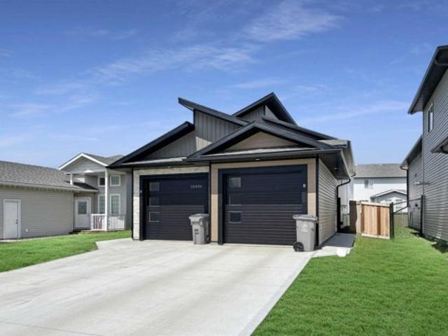 House for rent in Royal Oaks, Grande Prairie