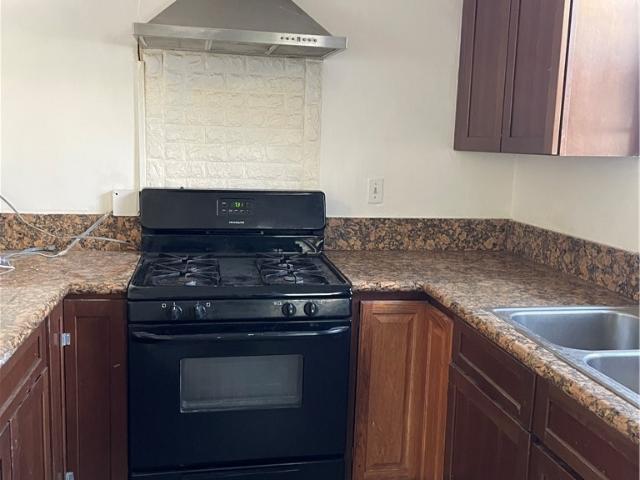 Property for rent in Canoga Park, California