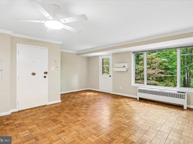 Condo for sale in Parkside, Bethesda