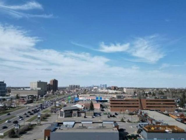 Commercial for rent in Willow Park, Calgary