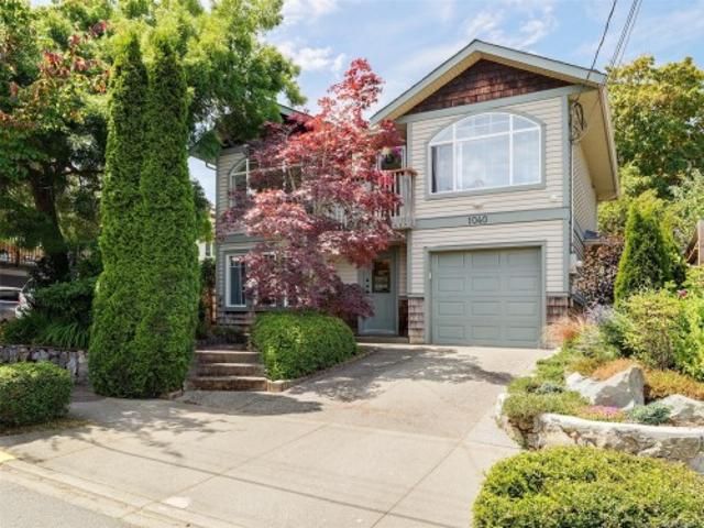 House for sale in Victoria, British Columbia