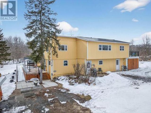 House for sale in Central Frontenac, Ontario