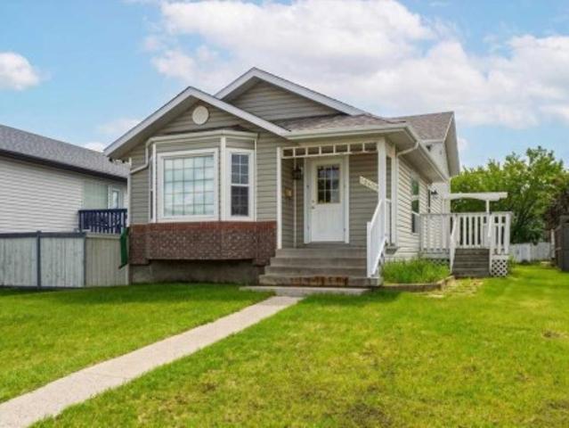 House for sale in Mission Heights, Grande Prairie