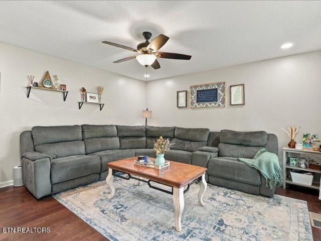House for sale in Crestwood Hills, Knoxville