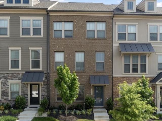 Townhouse for sale in Virginia