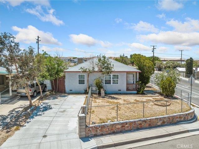 Townhouse for sale in Barstow, California