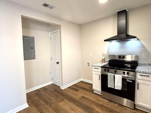 House for sale in Sanders Heights, Monticello