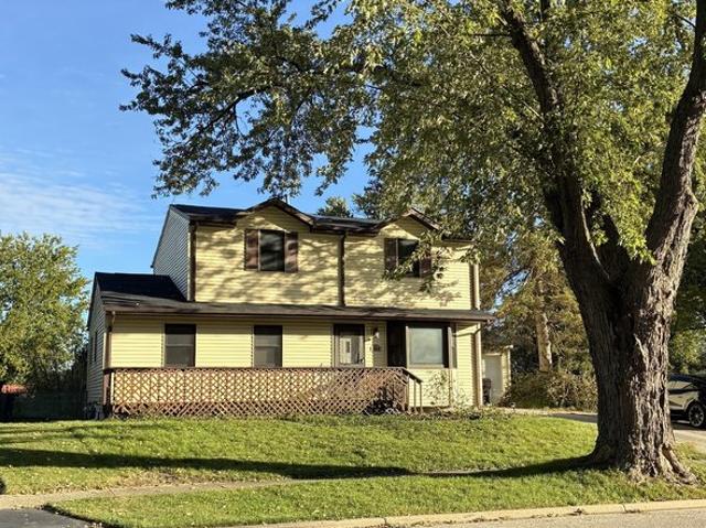 House for sale in Wauconda, Lake County