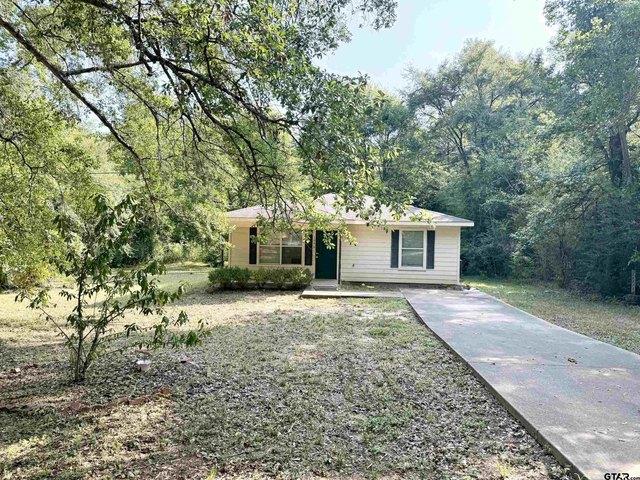 House for sale in Crockett, Texas