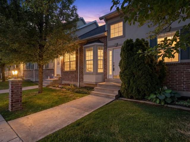 Townhouse for sale in Cache, Utah