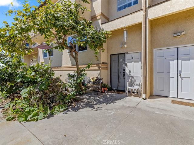 Townhouse for sale in Harbor City, Canoga Park