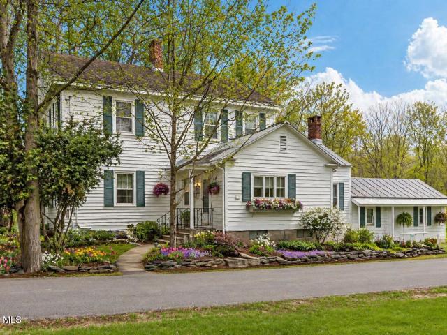 House for sale in Saratoga, New York