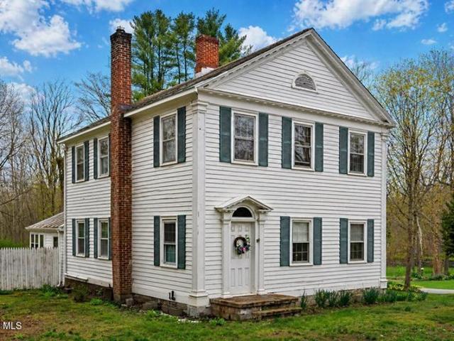 House for sale in Saratoga, New York